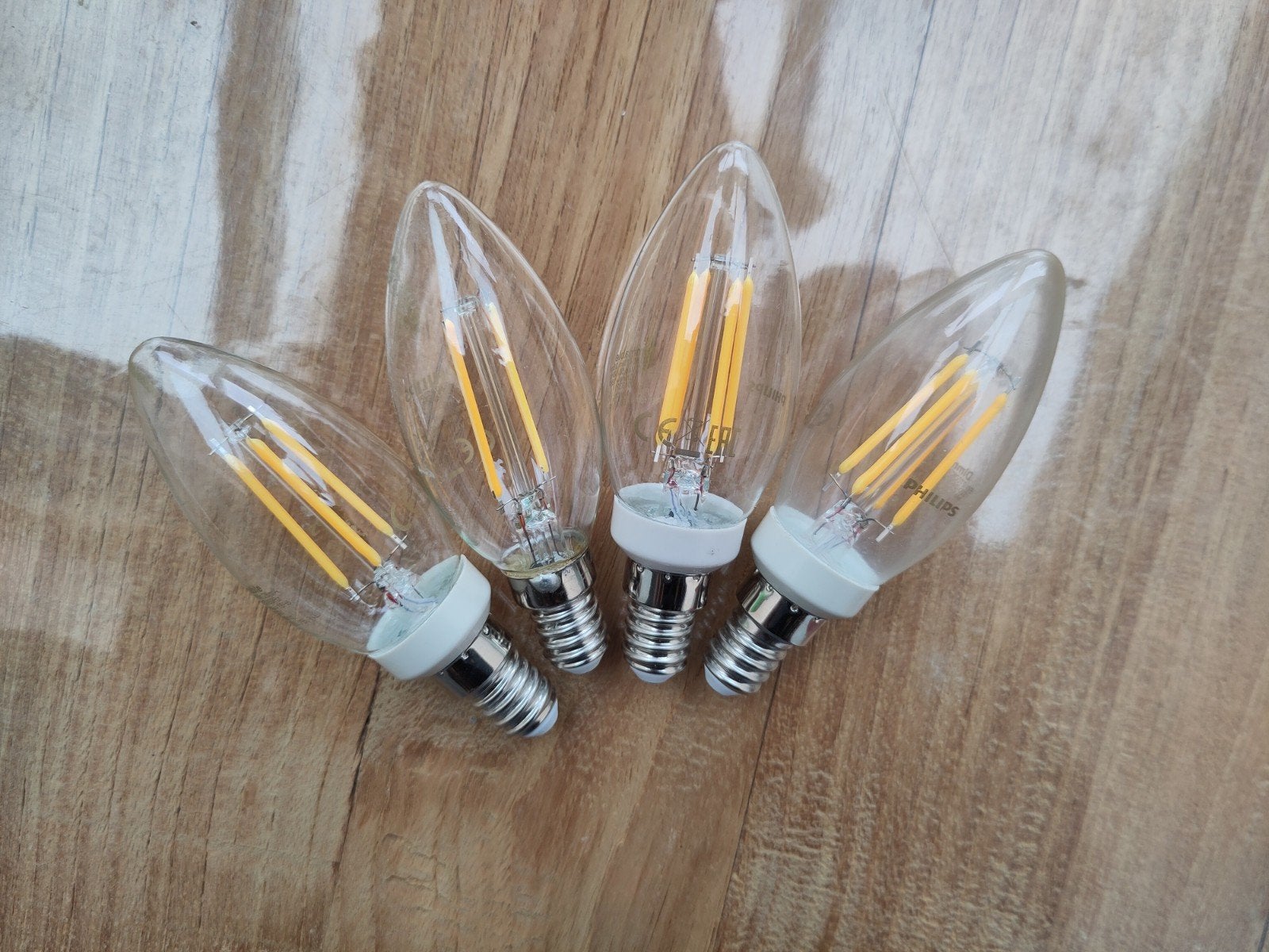 4 Philips lampjes, smalle fitting, dimbaar, Ophalen, Gebruikt