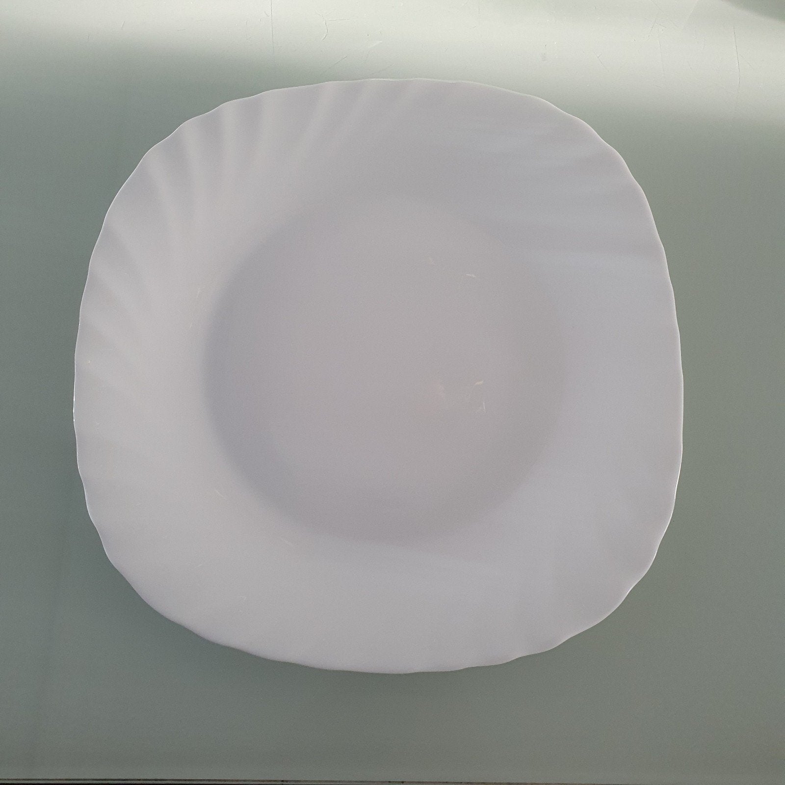 Witte vierkante borden met golvend design, Ophalen of Verzenden