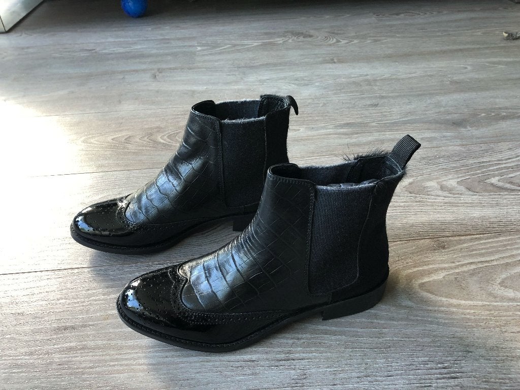 zwarte damesschoenen schoenen, maat 40, Zwart, Lage of Enkellaarzen, Ophalen of Verzenden, Zo goed als nieuw