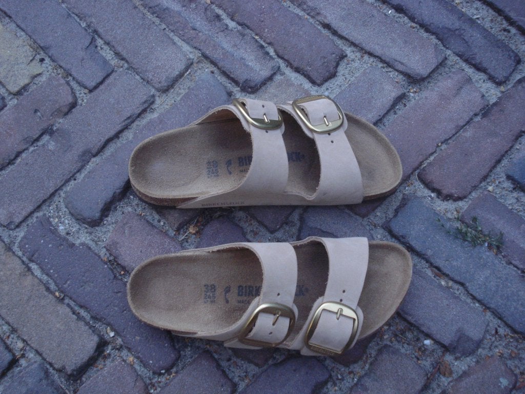 BIRKENSTOCK DOUBLE BIG BUCKLE 38 GRATIS VERZENDING PER POST, Slippers, Verzenden, Beige, Zo goed als nieuw