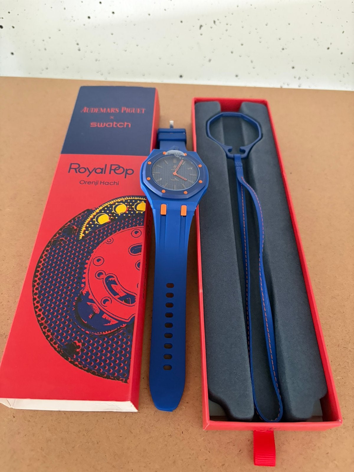 Swatch  Audemars Piguet Royal Oak – Royal Pop “Orenji Hachi, Overige merken, Overige materialen, Polshorloge, Ophalen of Verzenden