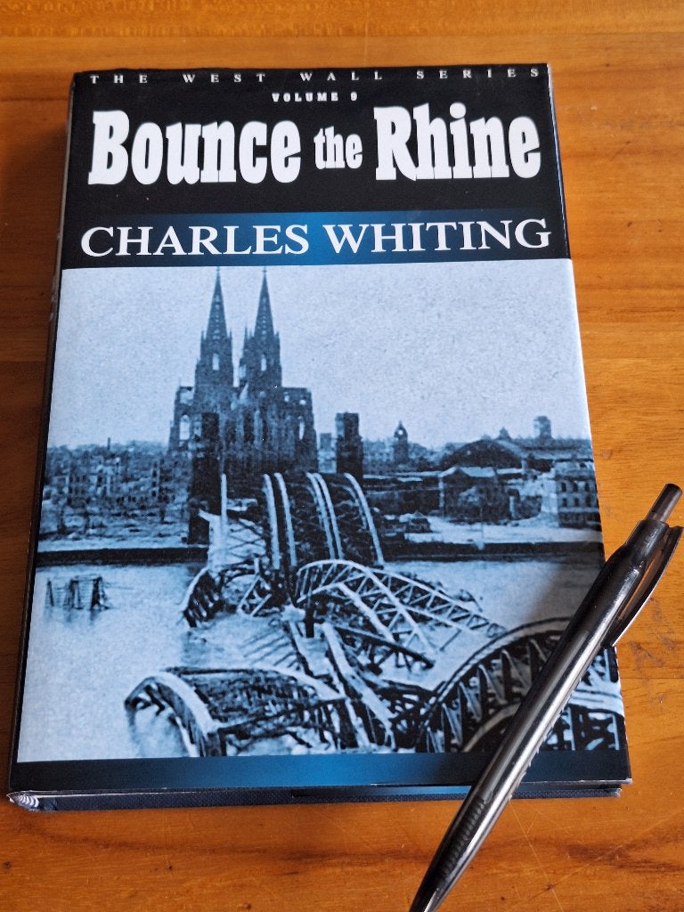 Bounce the Rhine - Charles Whiting (The West Wall Series), Tweede Wereldoorlog, Charles Whiting, Ophalen of Verzenden, Zo goed als nieuw