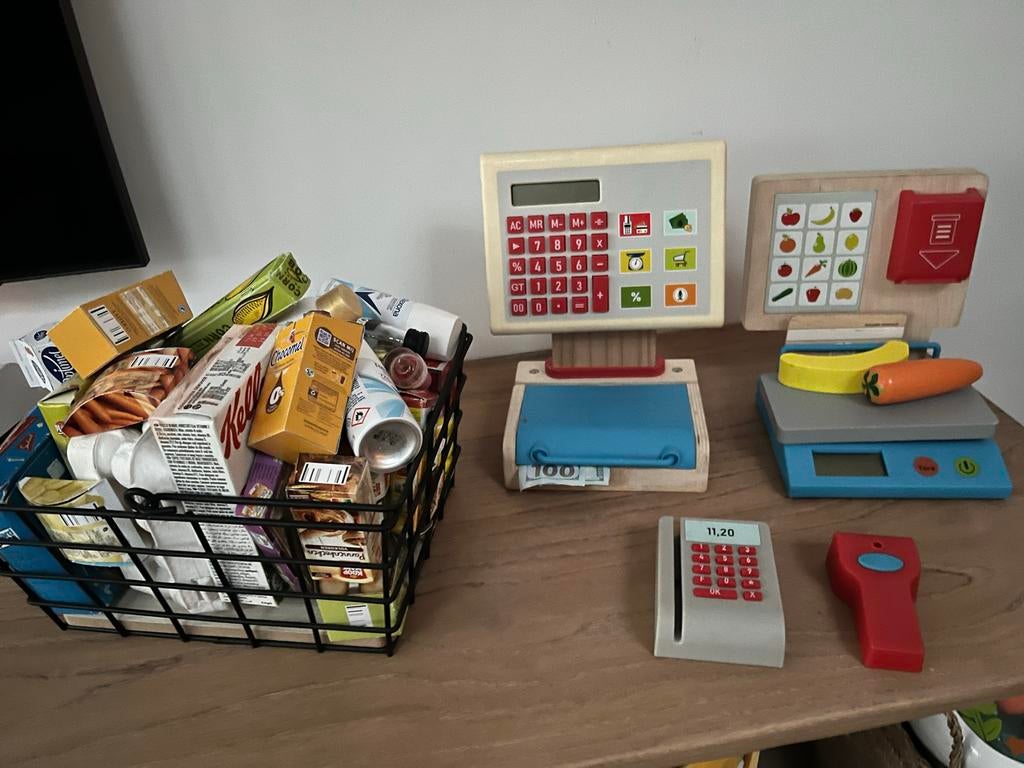 Houten Speelgoed Kassa met Weegschaal en Boodschappen, Kinderen en Baby's, Speelgoed | Houten speelgoed, Ophalen of Verzenden