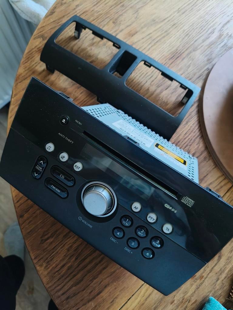 Autoradio voor Suzuki Swift 2004, Auto diversen, Autoradio's, Ophalen