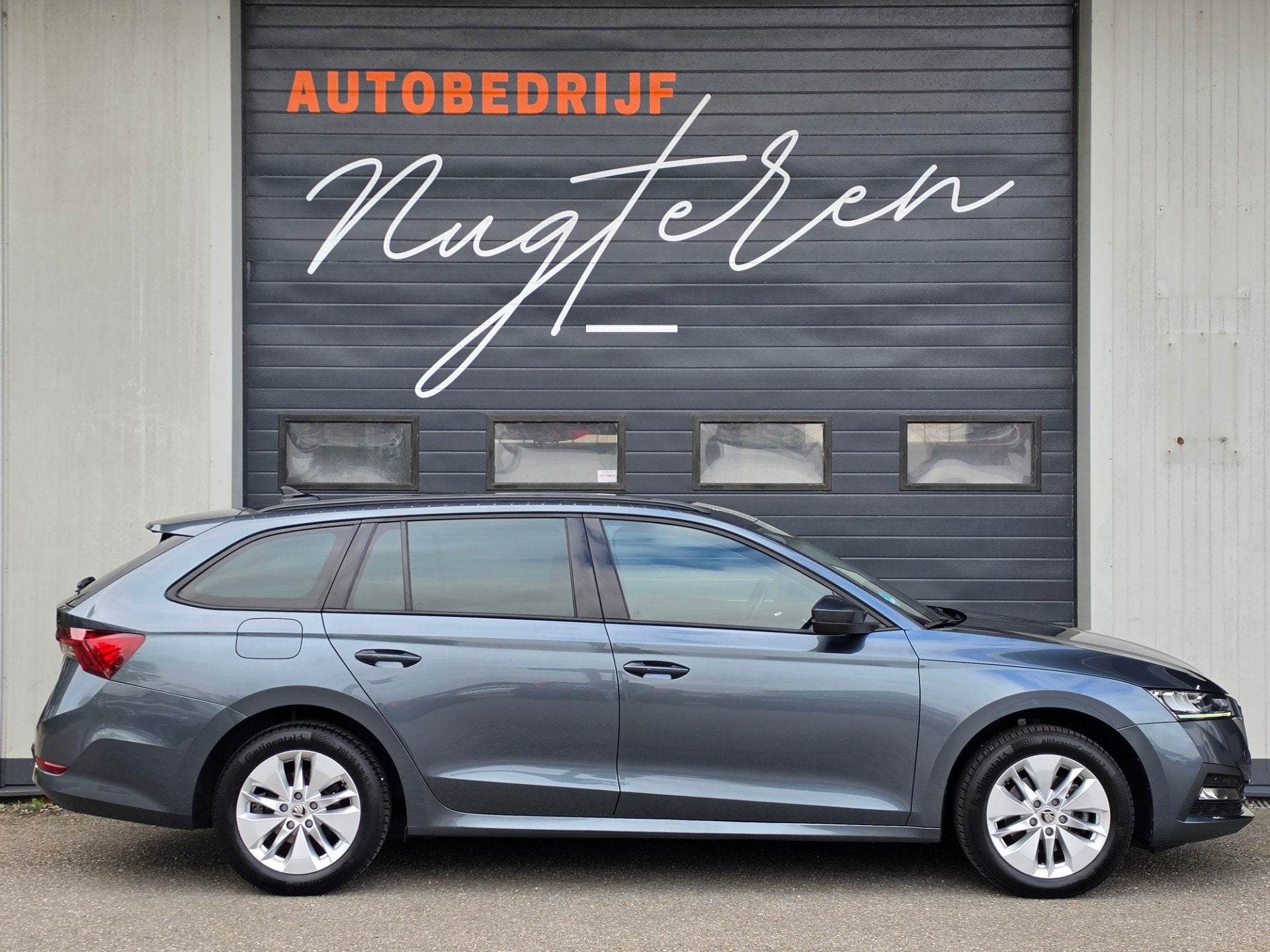 Skoda Octavia Combi 1.0 e-TSI Business Edition|Trekhaak|Carp, Auto's, Stof, Gebruikt, 23 km/l, 3 cilinders