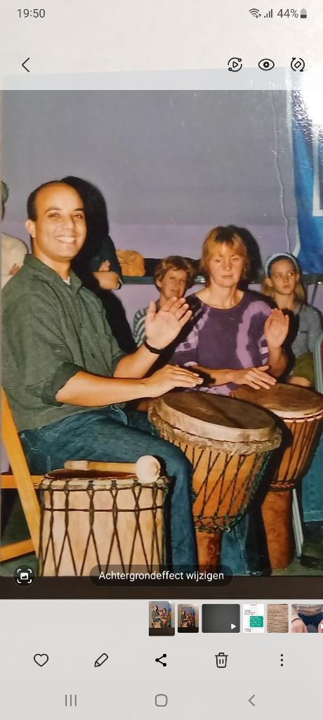 Djembe, Ophalen