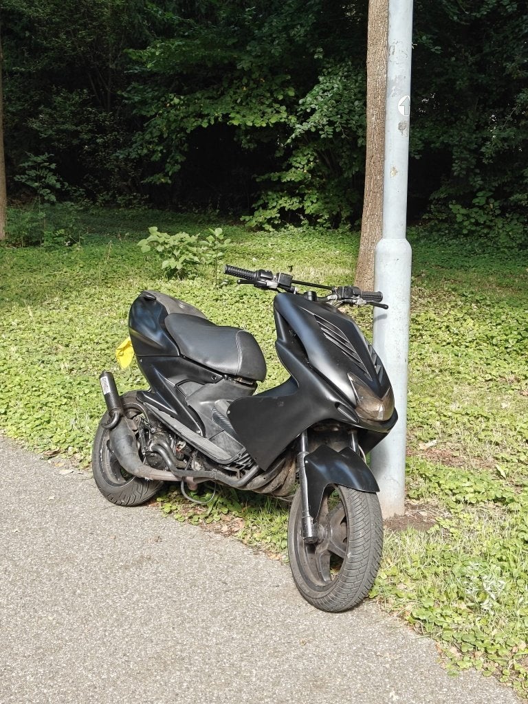 Yamaha Aerox, Ophalen, Gebruikt, Aerox, Maximaal 45 km/u