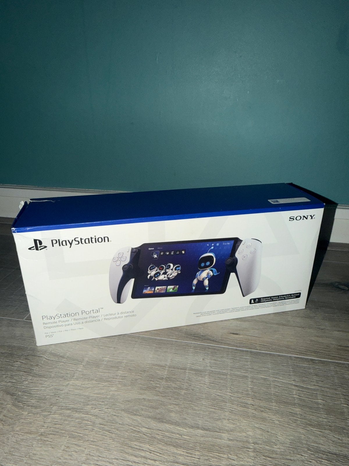 Foto 2 van PlayStation Portal Remote Player - Nieuw in doos