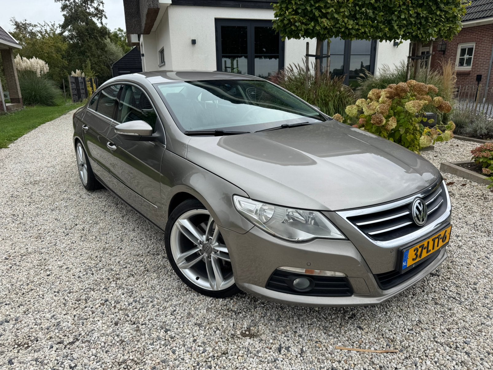 Volkswagen Passat 1.8 TSI 118KW CC 2010 Bruin, Auto's, Voorwielaandrijving, Zwart, 4 cilinders, Bruin