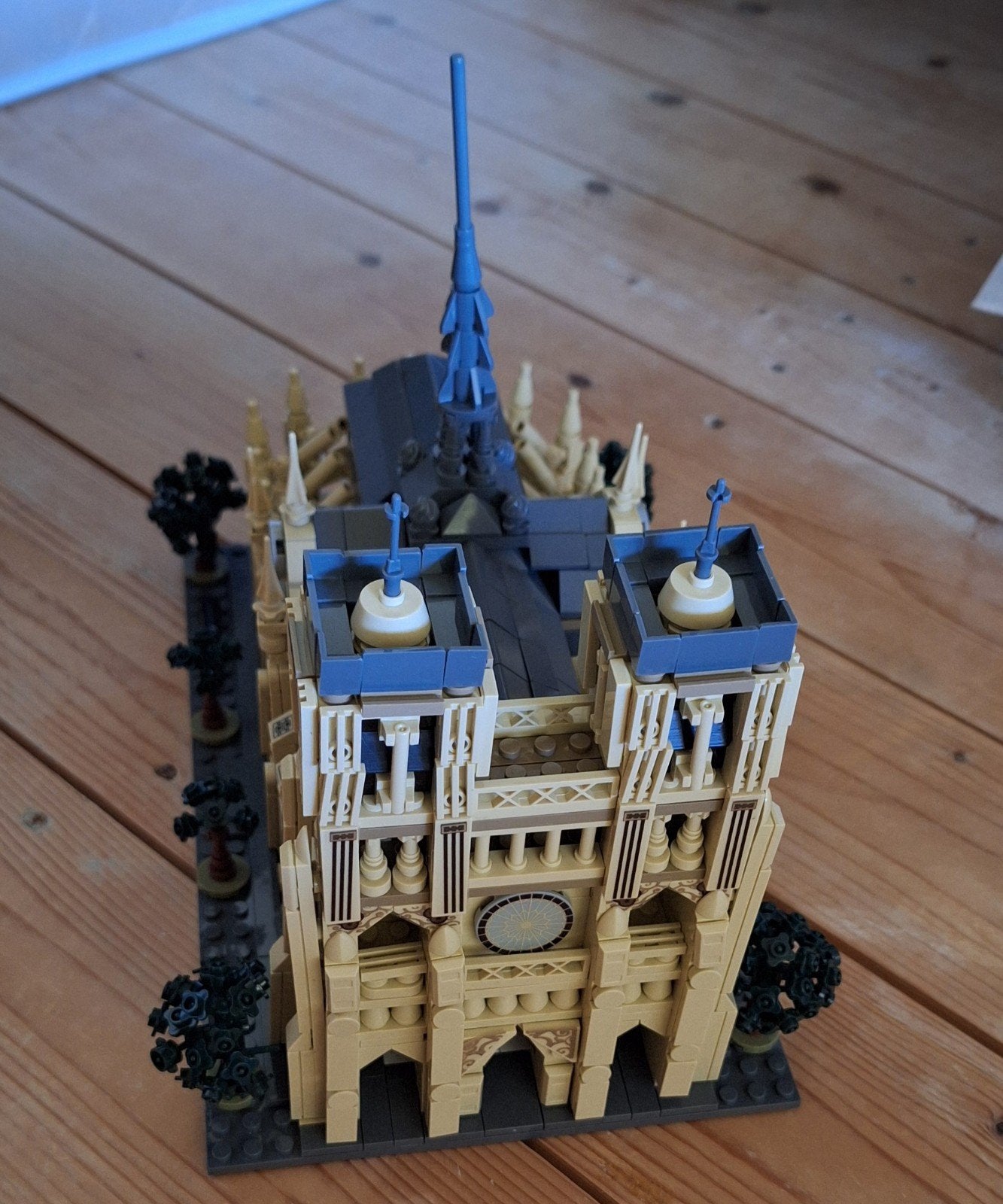 Bouwstenen Notre Dame, Ophalen, Zo goed als nieuw