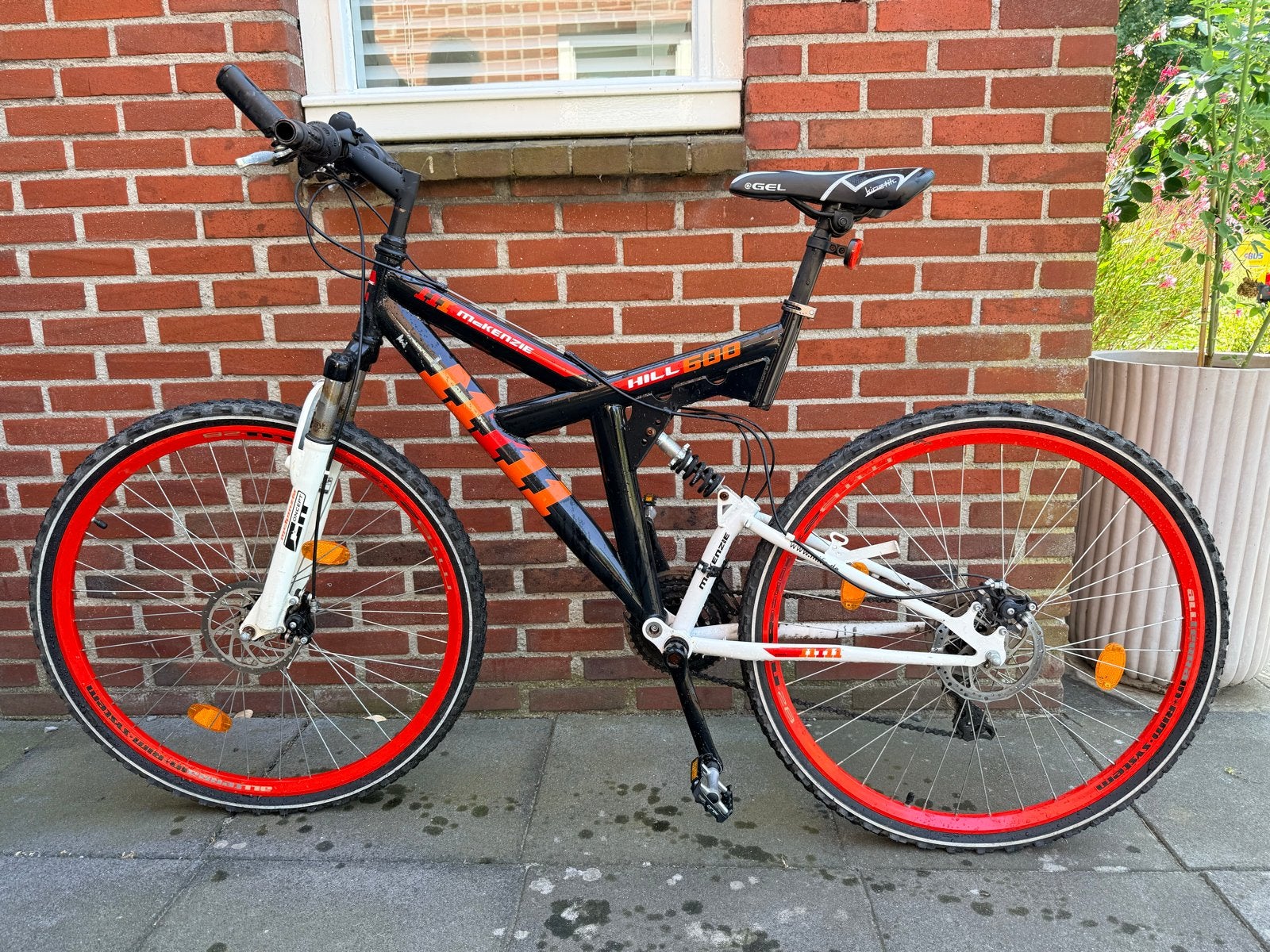 Mountainbike McKenzie Hill 500 - Zwart/Oranje, Gebruikt, Schijfrem, 53 tot 57 cm, Ophalen