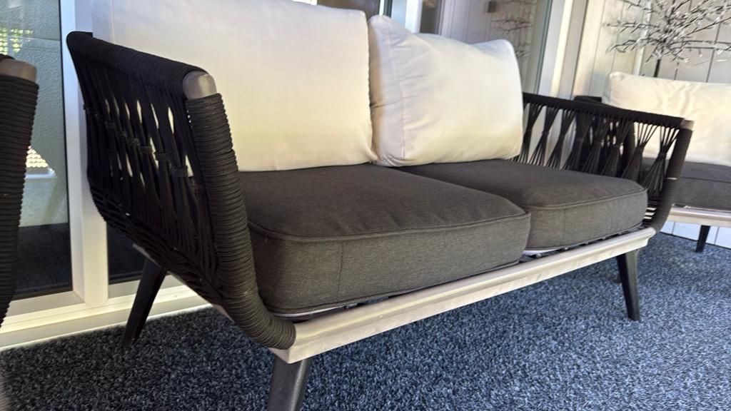 Comfortabele tweepersoonsbank voor buiten, Huis en Inrichting, Banken | Sofa's en Chaises Longues, Gebruikt, Tweepersoons, 150 tot 200 cm