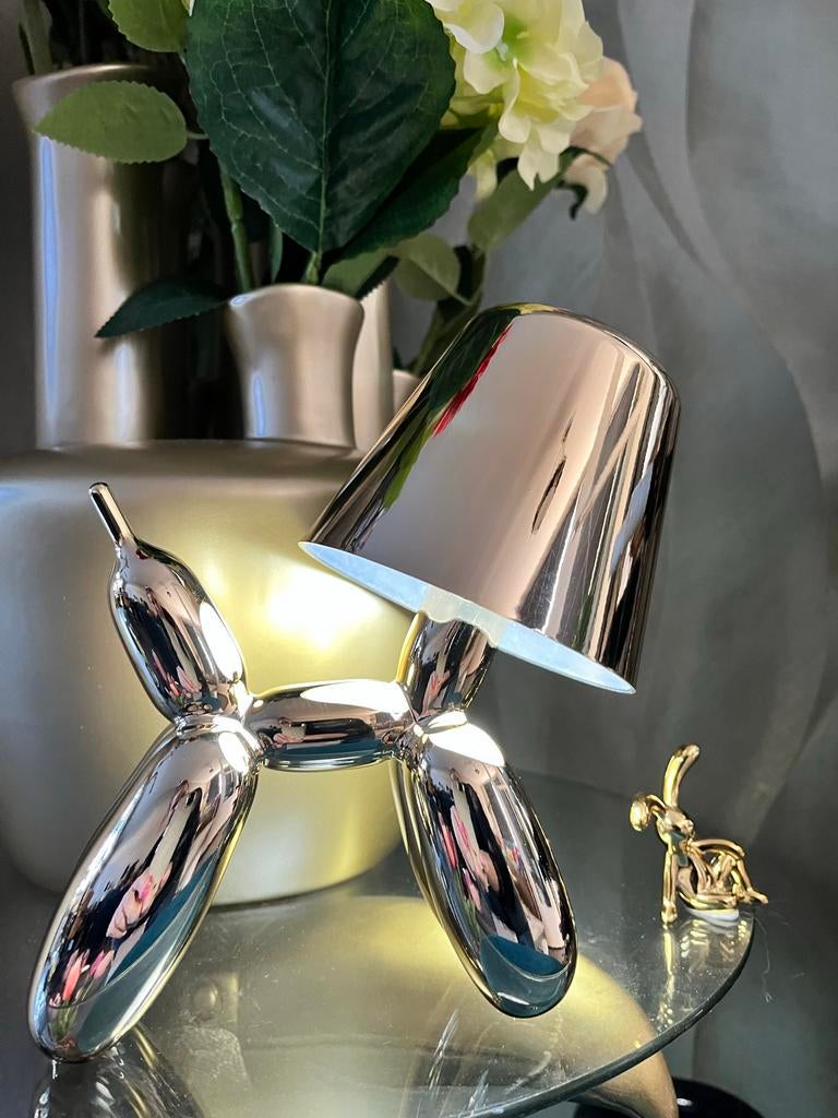 Gouden Balloon Hond LED Lamp - Nieuw in Doos, Huis en Inrichting, Ophalen of Verzenden, Nieuw, Overige materialen, Minder dan 50 cm