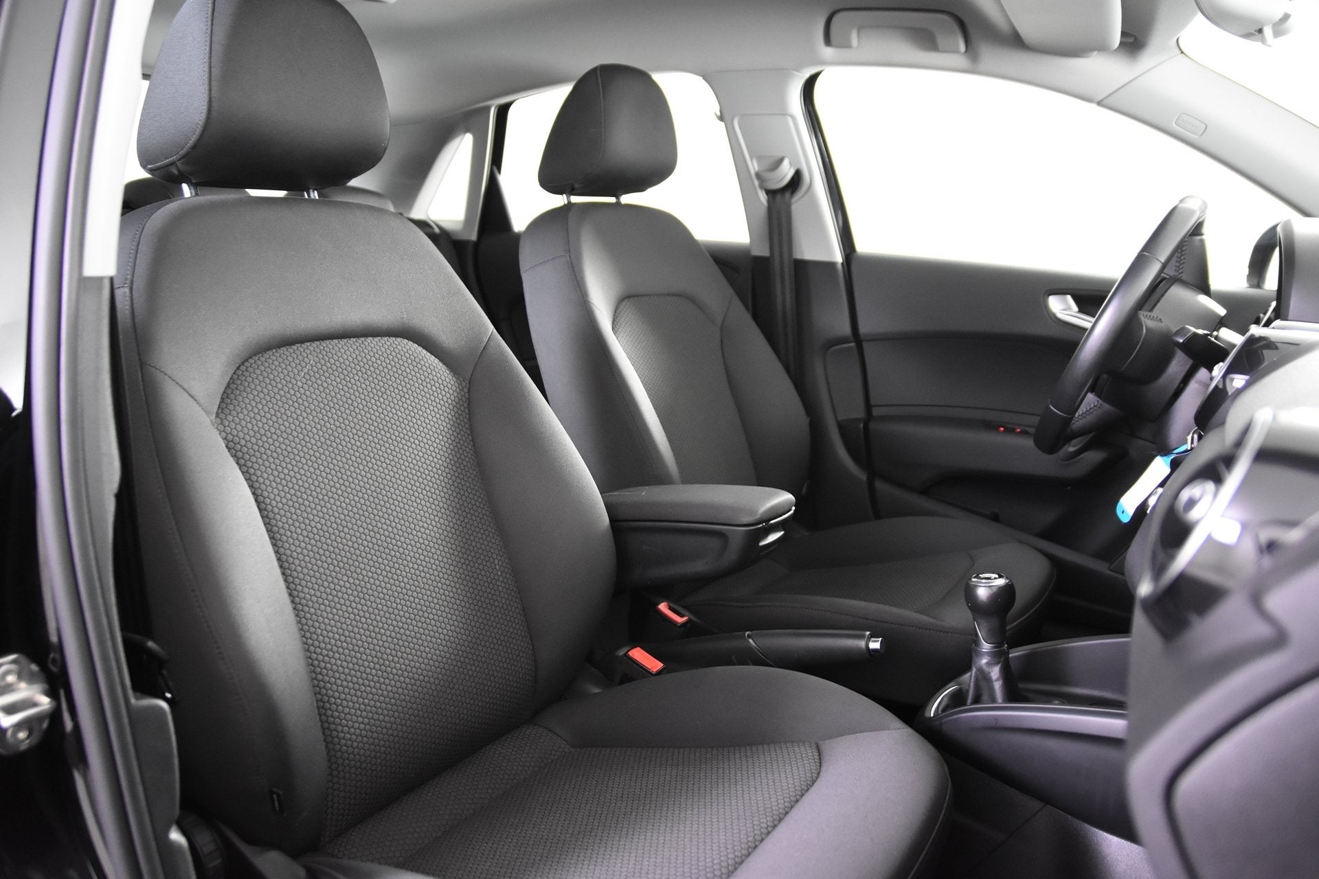 Audi A1 Sportback 1.2 TFSI S-Line *Navigatie*Cruise Control*, Auto's, Voorwielaandrijving, Euro 5, 4 cilinders, 4 stoelen
