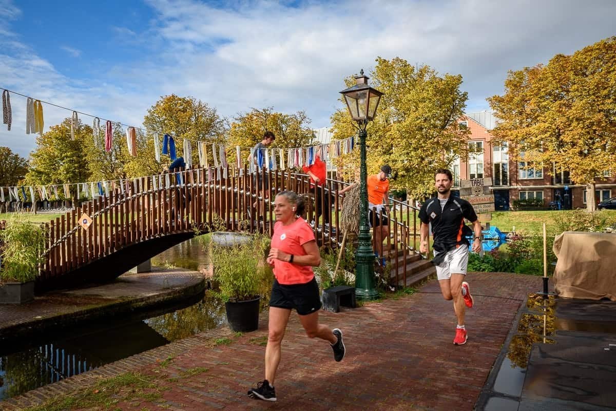 2x 100 bruggenloop startbewijs 20km hardlopen, Twee personen, September