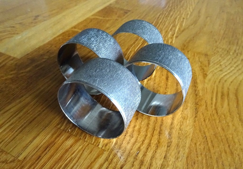 4 Servetringen, Brutalist, Vintage, kleur zilver, Antiek en Kunst, Ophalen of Verzenden