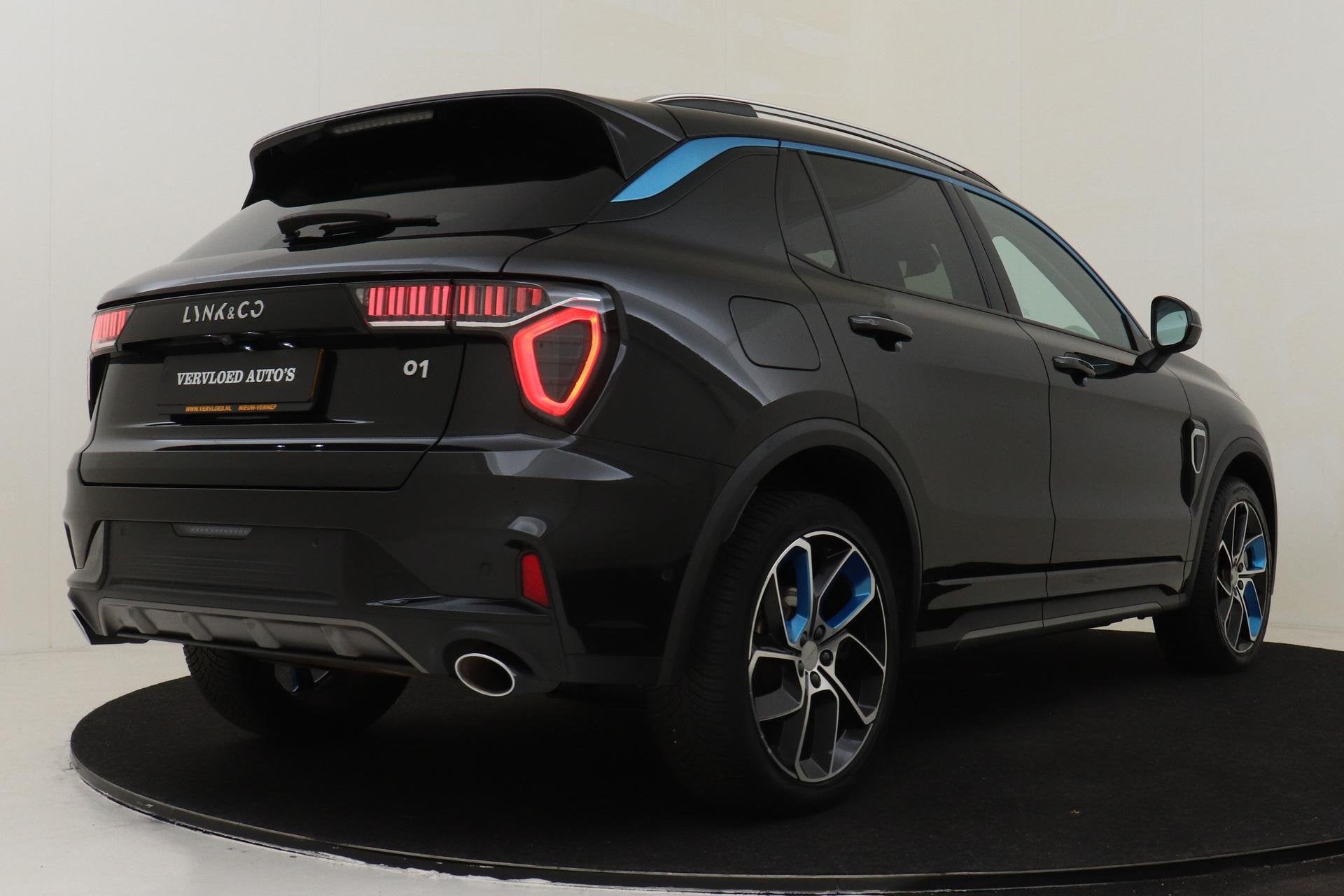 Lynk & Co 01 1.5 PHEV -PANO.DAK|ELEK.STOEL|HARMANINFINITY|36, Auto's, Stof, Euro 6, Bedrijf, 1854 kg
