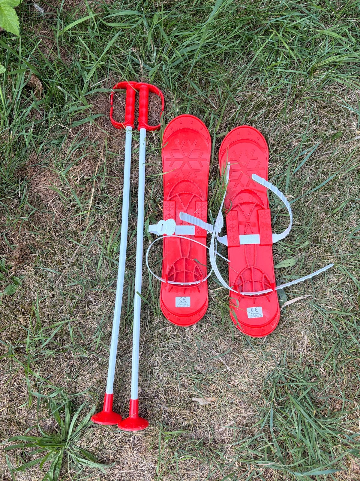Kinderski's met stokken - Rood, Sport en Fitness, Skiën en Langlaufen, Ophalen of Verzenden, Gebruikt, Skiën, Ski's