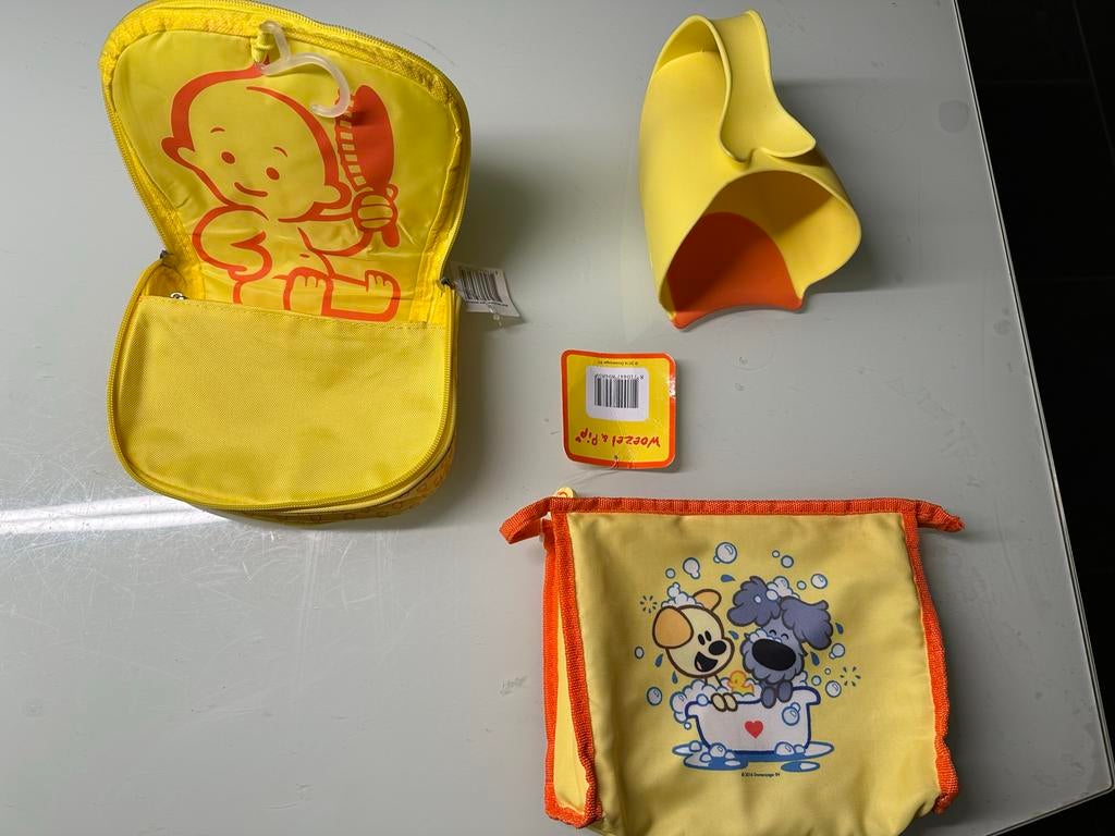 Zwitsal toilet tas 2 stuks en haar spoeler in een vis, Ophalen of Verzenden, Nieuw, Overige typen, Overige merken