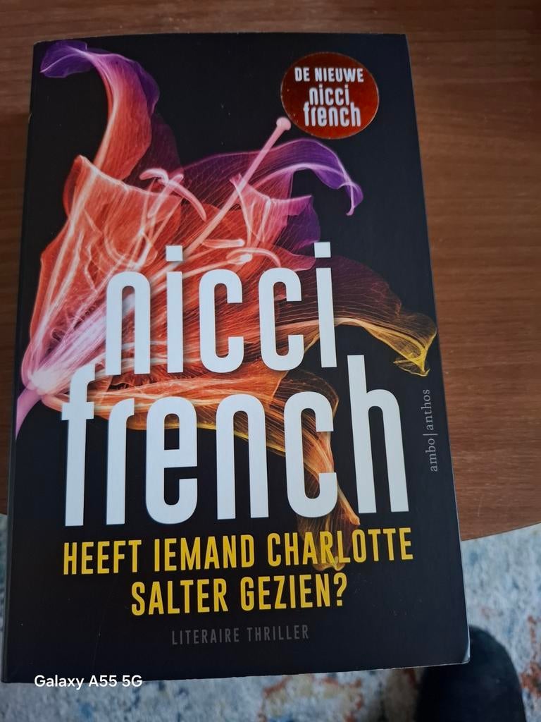 Nicci French - Heeft iemand Charlotte Salter gezien?, Ophalen of Verzenden, Gelezen, Nicci French