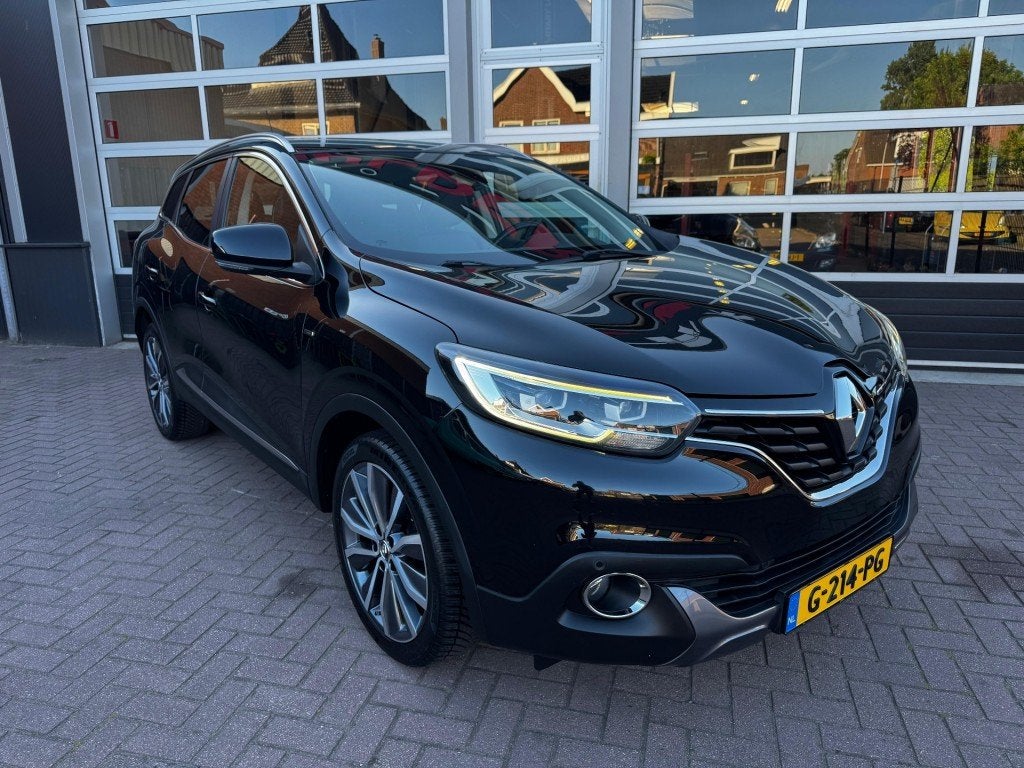 Renault KADJAR  ENERGY TCE 130 BOSE / NAVI / CRUISE / LED /, Voorwielaandrijving, Kadjar, Gebruikt, Zwart