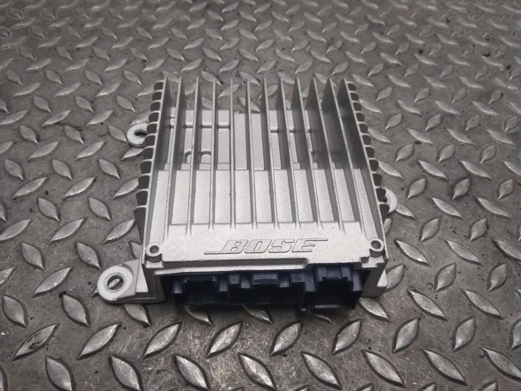 RENAULT MEGANE 1.5 BOSE VERSTERKER UNIT AUDIO 2012, Ophalen of Verzenden, Gebruikt, Stiba lid