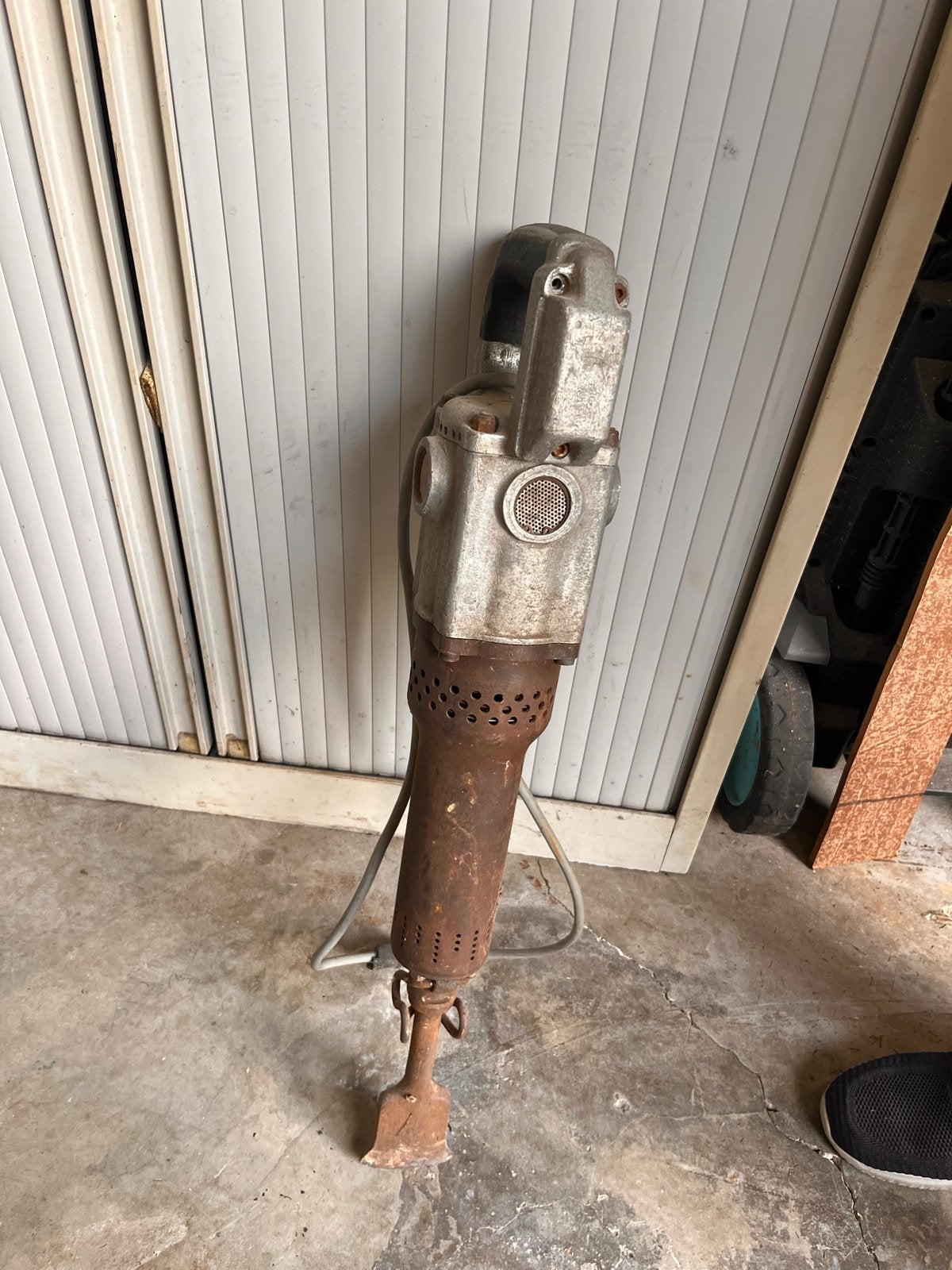 Oude elektrische beitel/hamer - Vintage gereedschap, Ophalen of Verzenden, Gebruikt