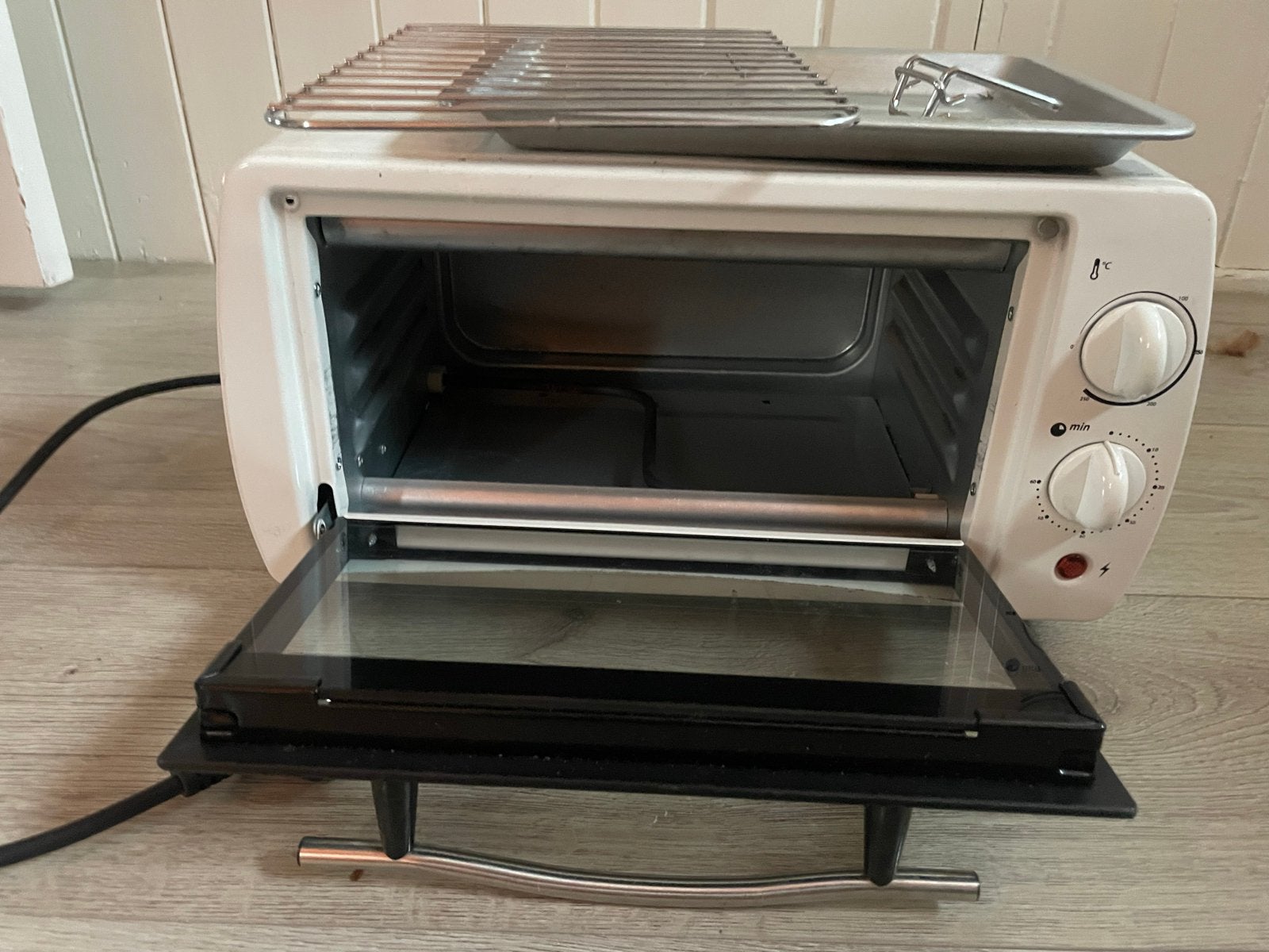 Tomado Mini-oven TA-2402 - Compacte en handige oven, Witgoed en Apparatuur, Ovens, Minder dan 45 cm, Ophalen of Verzenden, Vrijstaand