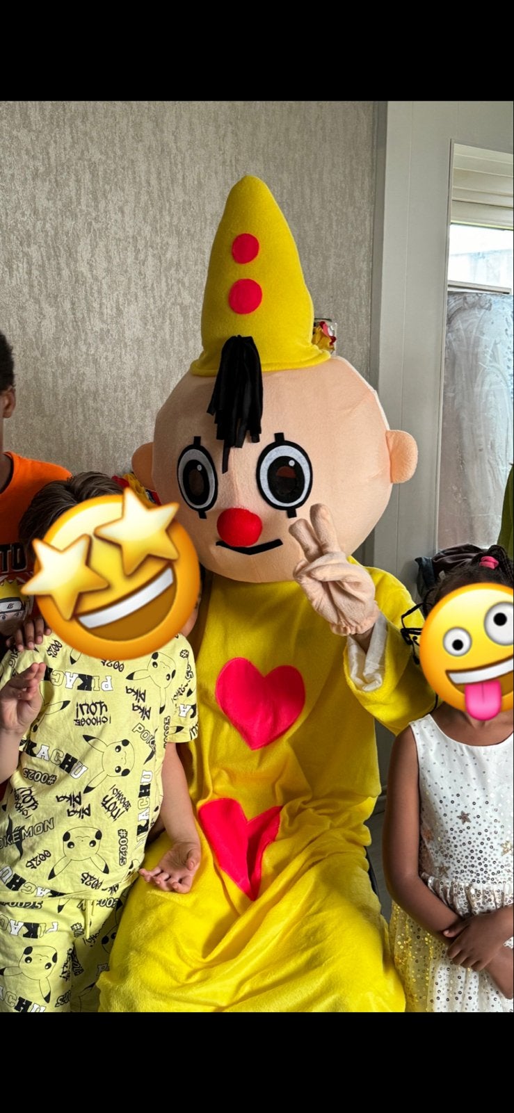 Bumba mascotte, Ophalen
