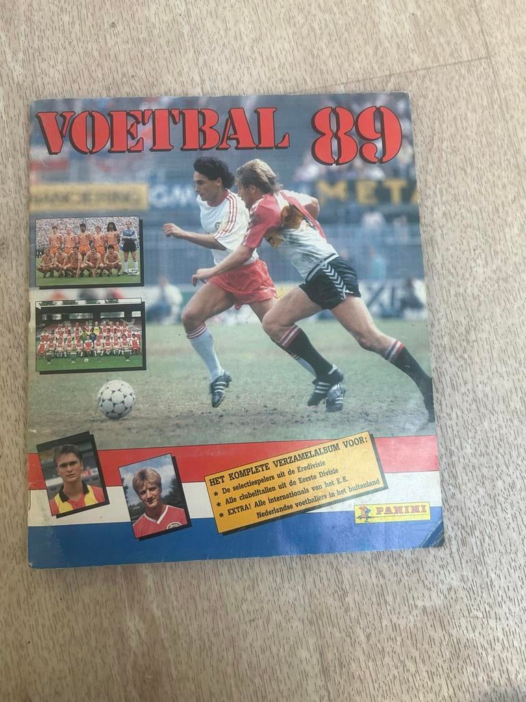 Compleet Panini album Voetbal 89 met bestelformulier, Verzamelen, Ophalen of Verzenden, Zo goed als nieuw, Boek of Tijdschrift