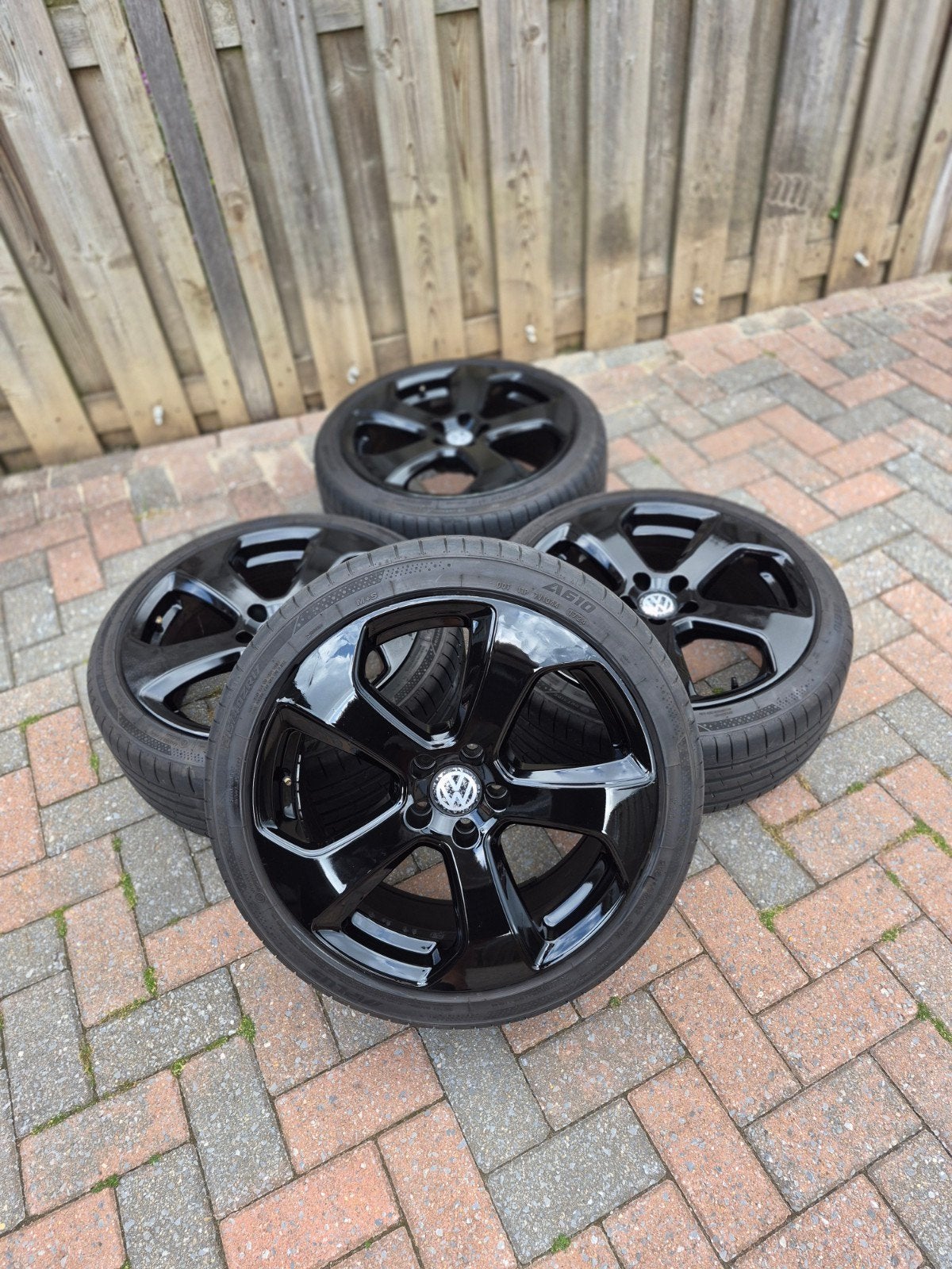 17" VW 5x100 Velgen Met Zomerbanden, Ophalen, Gebruikt