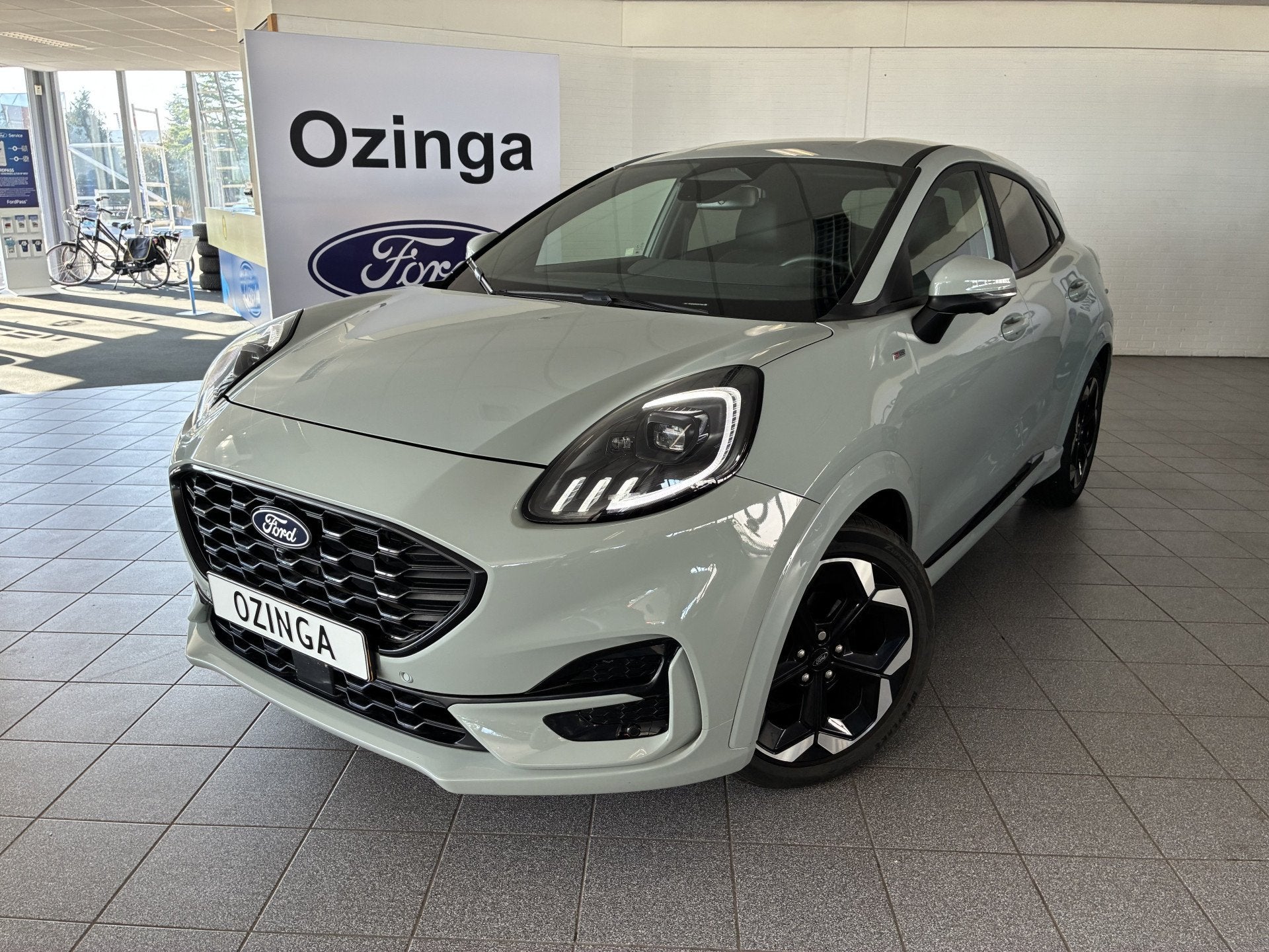 Ford Puma EcoBoost Hybrid ST-Line X Automaat 155pk! trekhaak, Auto's, Met garantie (alle), Bedrijf, Hybride Elektrisch/Benzine