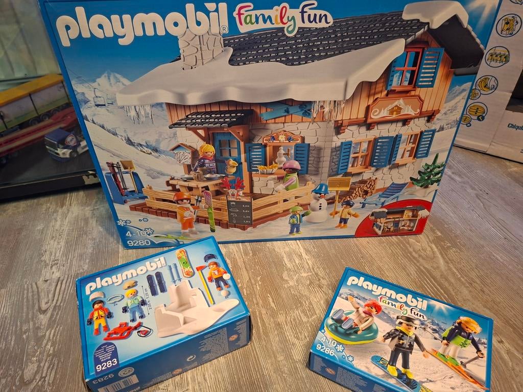 Playmobil skihut 9280 met extra setjes 9283 en 9286, Ophalen of Verzenden, Meer dan 50 stukjes, Zo goed als nieuw, 6 jaar of ouder