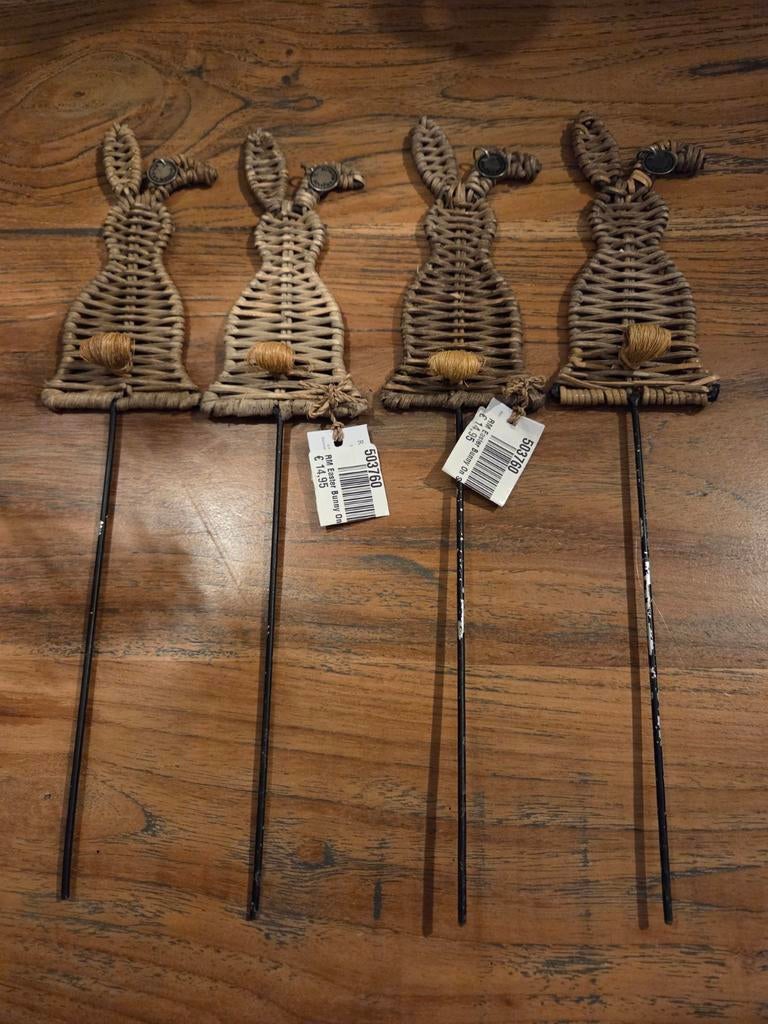 RIVIERA MAISON RATTAN BUNNY'S...2 sets van 2 stuks te koop!, Ophalen of Verzenden, Nieuw
