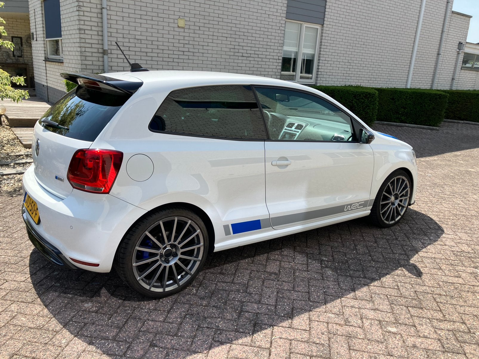 Polo 2.0 WRC 2014, 4 cilinders, 1984 cc, Wit, Bedrijf