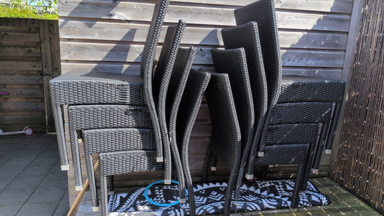Tuinstoelen 8 stuks GRATIS, Tuin en Terras, Tuinstoelen, Ophalen, Gebruikt, Wicker, Stapelbaar