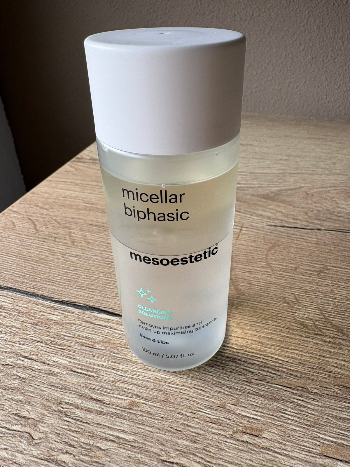 Mesoestetic Micellar Biphasic make-up remover, Ophalen of Verzenden, Zo goed als nieuw, Ogen, Reiniging