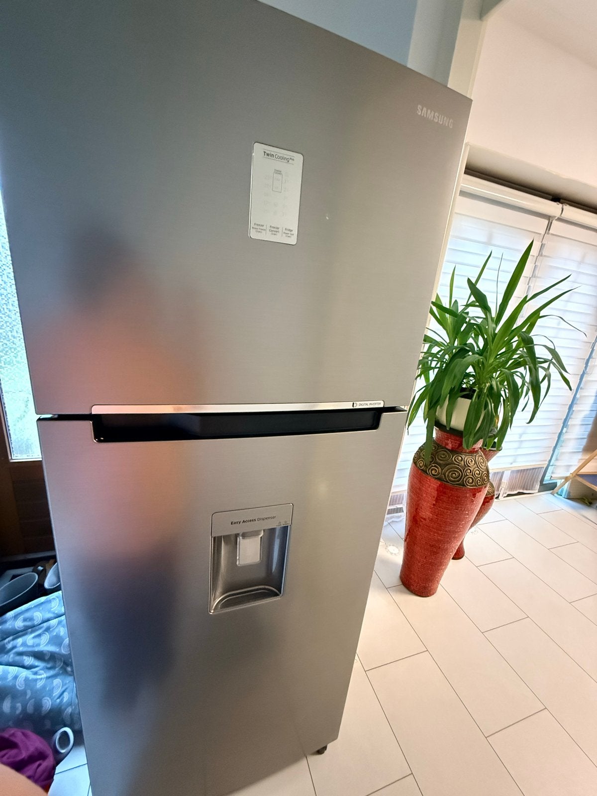 Samsung Koelkast met Vriezer en waterdispenser, Ophalen, 200 liter of meer, 60 cm of meer, Met aparte vriezer