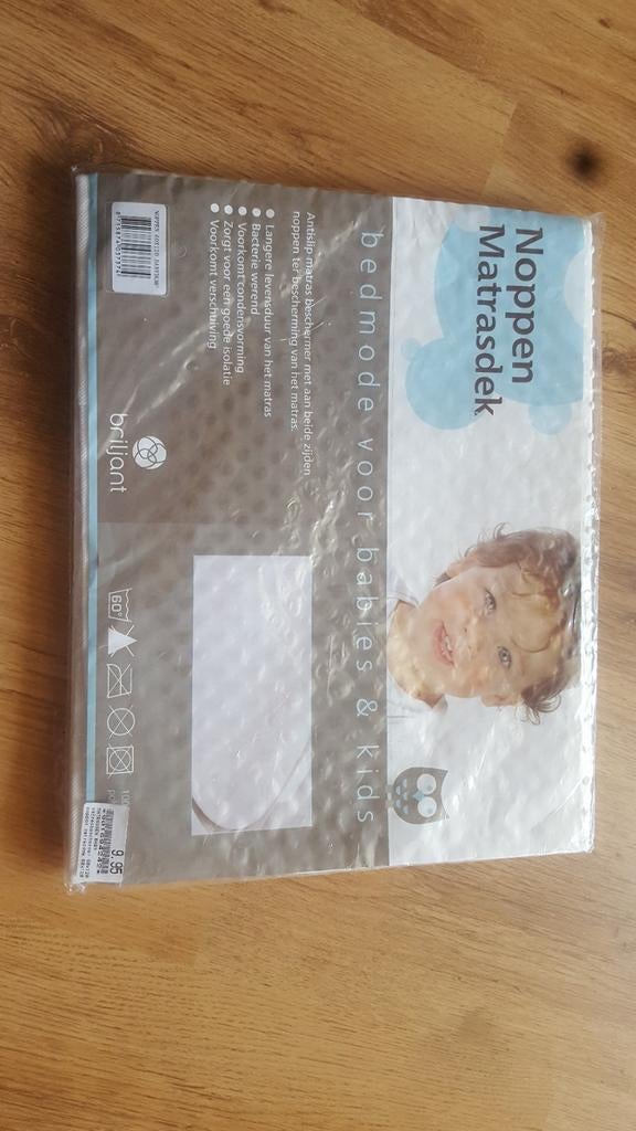 Noppen matrassen maat 60x120 nieuw, Jongetje of Meisje, Wit, Overige typen, Nieuw