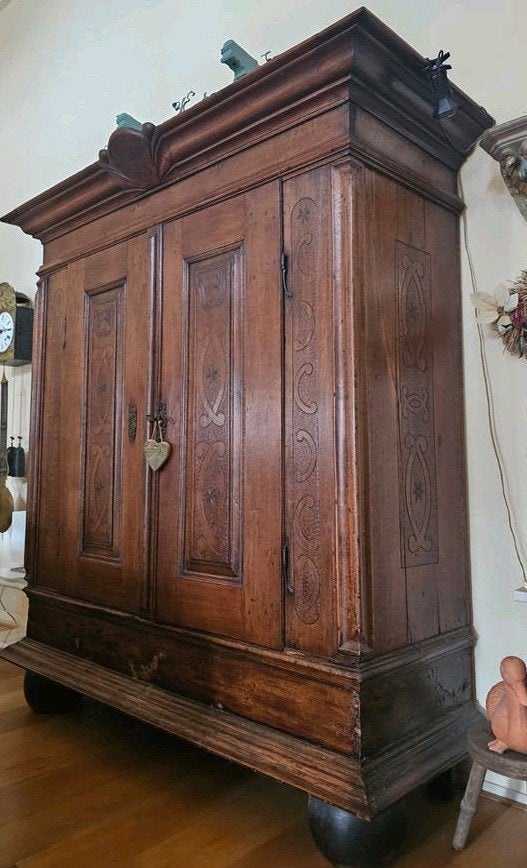 Antieke Kast, Ophalen