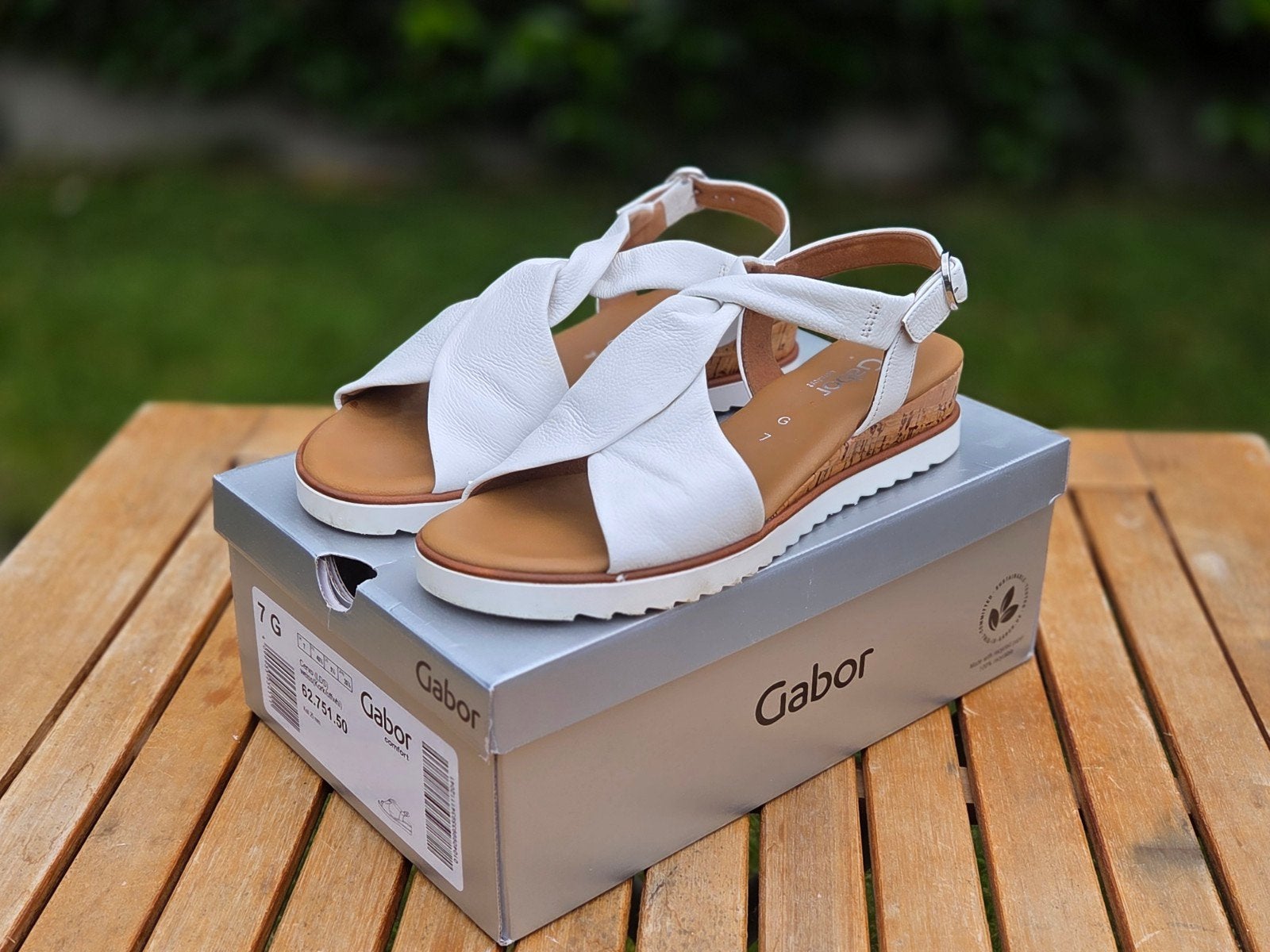 Gabor leren sandalen wit, maat 40.5 - Zo goed als nieuw, Kleding | Dames, Schoenen, Ophalen of Verzenden