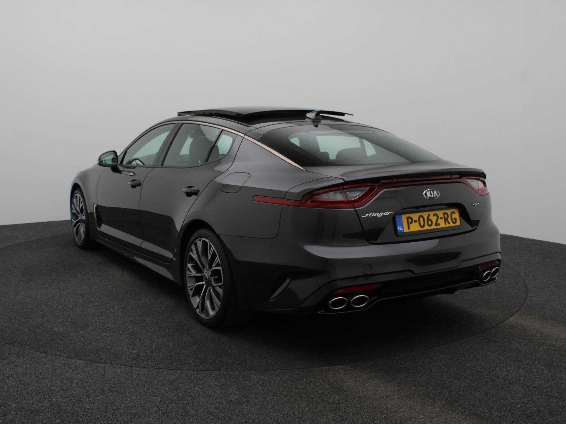 Kia Stinger 2.0 T-GDI GT-Line | 255 PK | Sportstuur | Stoelv, Auto's, Automaat, Achterwielaandrijving, Gebruikt, 4 cilinders