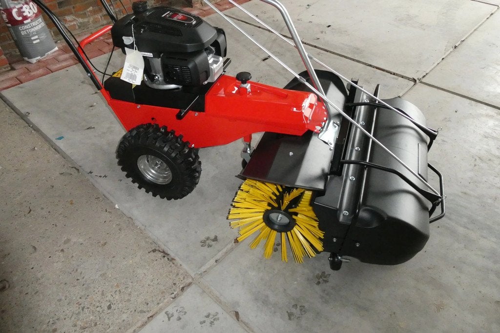 Meclean Frontsweep Pro 82 zelfrijdend (bj 2024)