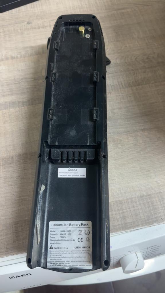 Lithium-ion Accupack 48V 18Ah - Model 18650-13SP, Ophalen of Verzenden, Gebruikt