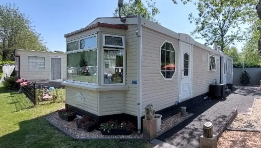STACARAVAN TE KOOP. 2 slaapkamers (perm. inschrijven mag), 40 m², 2 slaapkamers, Overijssel, Verkoop zonder makelaar