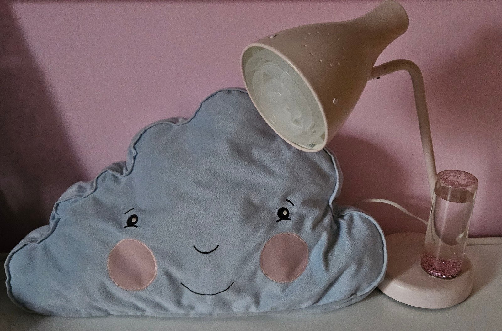 Roze buro lamp/ tafellamp. ikea, Ophalen of Verzenden, Zo goed als nieuw, Lamp