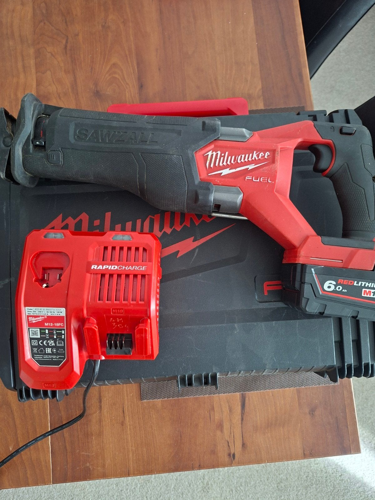 Milwaukee M18 FSZ, Ophalen, Zo goed als nieuw