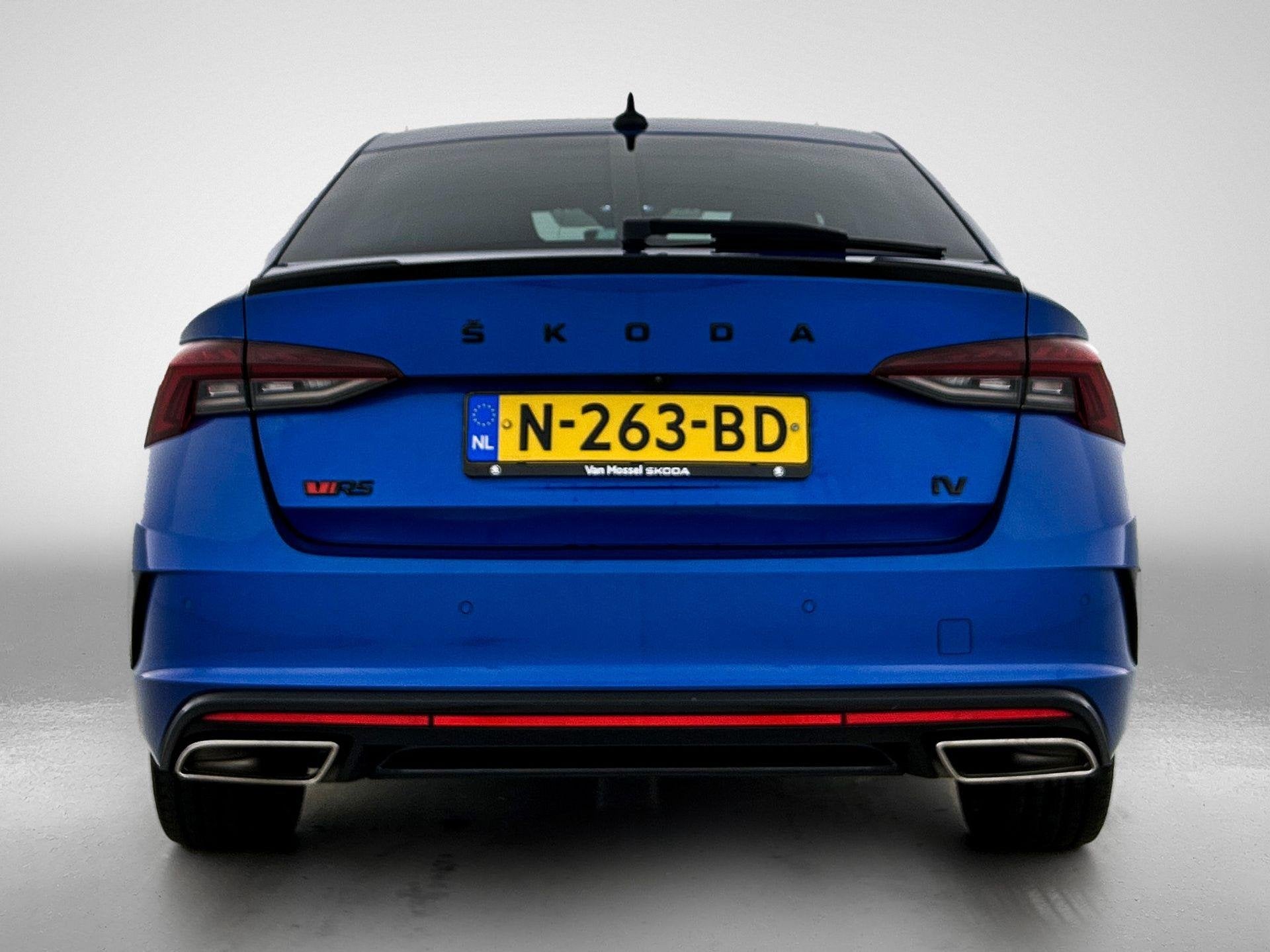 Skoda Octavia 1.4 TSI RS iV PHEV Business | CAMERA | STUUR-, Auto's, Skoda, 12 maanden, Stof, Gebruikt, Blauw