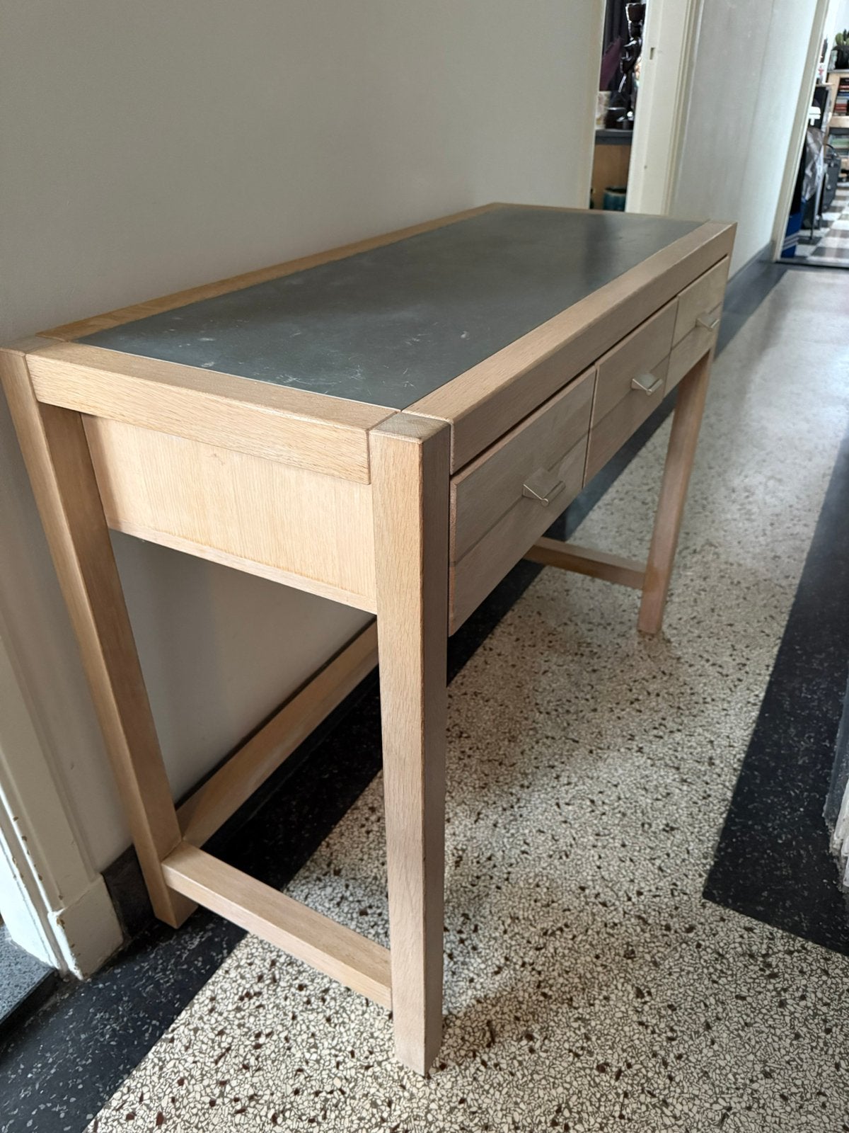 Sidetable, haltafel, massief eiken, 3 lades, zink bovenblad, Ophalen, 100 tot 150 cm, Zo goed als nieuw, 25 tot 50 cm