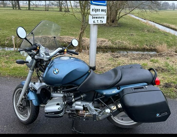 BMW R1100R met kofferset, 2 cilinders, Motorrijbewijs A, Gebruikt, Sportuitlaat